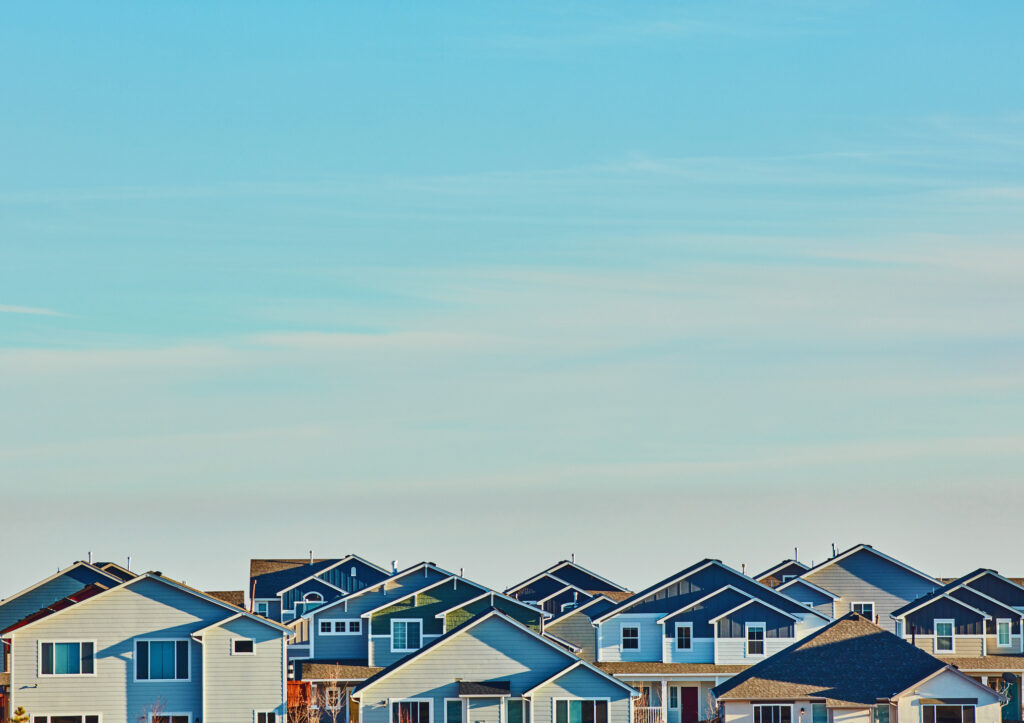 Thriving in Your New Home and Community – Here’s how to approach your move with confidence.